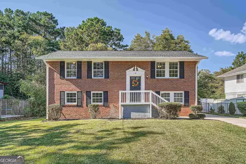 471 Roxbury Dr, Riverdale, GA 30274