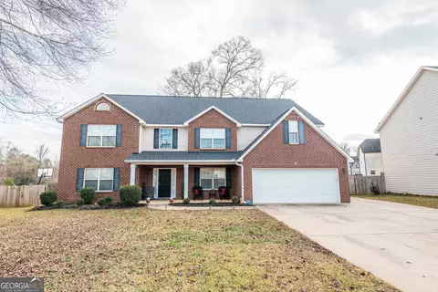 311 Haywood Dr, Kathleen, GA 31047