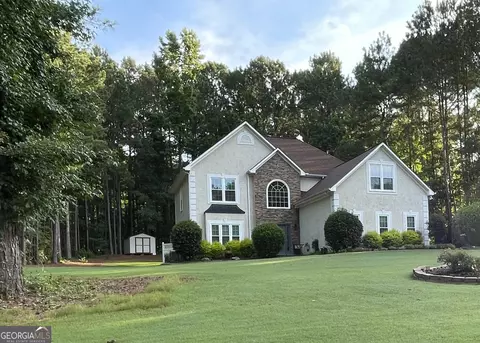 25 Barrington Farms Ct, Sharpsburg, GA 30277