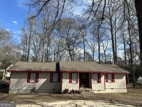 6055 Thomaston Rd, Macon, GA 31220