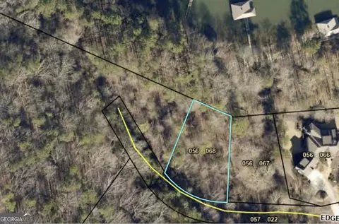 1310 N Edgewater Trl, Toccoa, GA 30577 photo 2