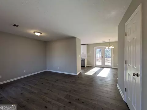 123 Twelve Oaks Dr, Lagrange, GA 30241 photo 7