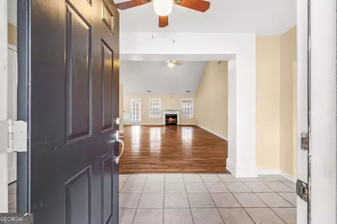 68 Queen Ct, Commerce, GA 30530 photo 6