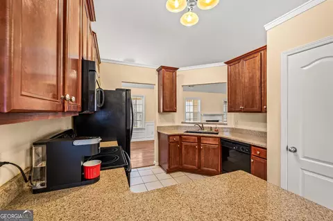 68 Queen Ct, Commerce, GA 30530 photo 10