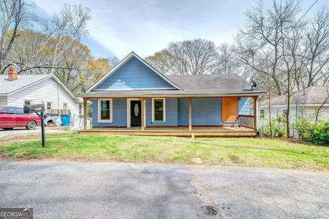 2972 8th St, East Point, GA 30344