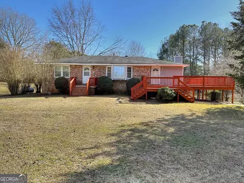 925 Thrash Rd, Lagrange, GA 30241