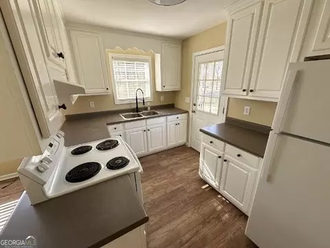224 North Ave, Adrian, GA 31002 photo 9