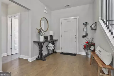 35 E Second St, Newnan, GA 30263 photo 8