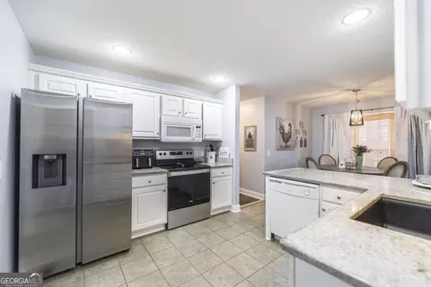 313 Christopher Luke Cir, Perry, GA 31069 photo 15