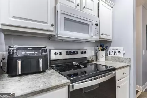 313 Christopher Luke Cir, Perry, GA 31069 photo 16
