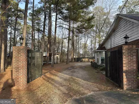 200 Mckinley Cir, Lagrange, GA 30240 photo 3