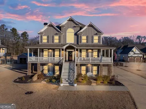 83 River Walk Pkwy, Euharlee, GA 30145