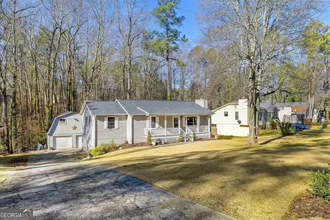 1871 Silver Leaf Ct SW, Marietta, GA 30008