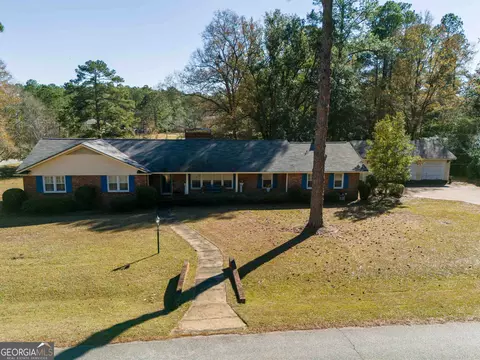 2308 Devon Dr, Albany, GA 31721