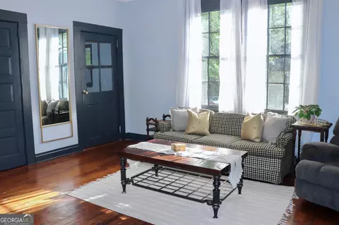 107 3rd St, Monroe, GA 30655 photo 2