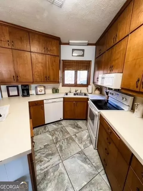 895 Turkey Point Dr, Lagrange, GA 30240 photo 18