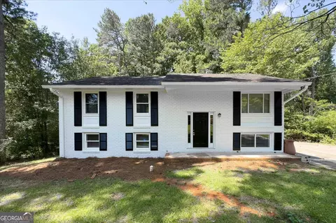 2163 SW Greenhill Dr, Marietta, GA 30008
