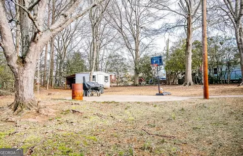 283 Roosevelt Blvd, Commerce, GA 30529 photo 4