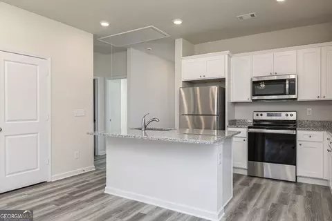 247 Rooker Dr, Lagrange, GA 30241 photo 3