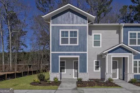 225 Rooker Dr, Lagrange, GA 30241