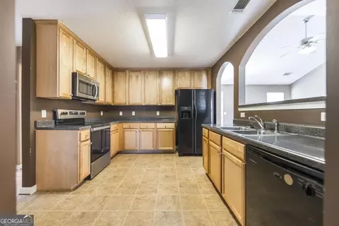 507 Timberwind Dr, Byron, GA 31008 photo 15