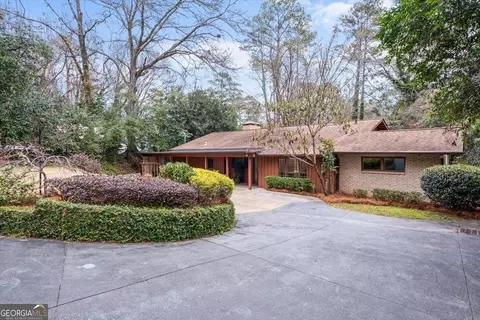1290 Twin Pines Ln, Macon, GA 31211