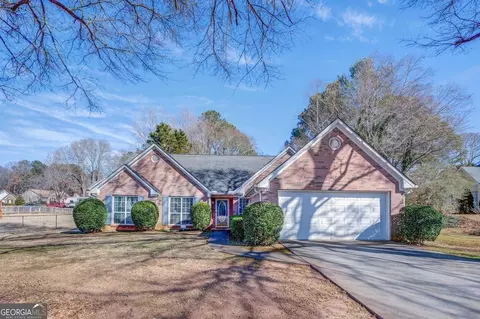 2413 Scarlet Ln, Conyers, GA 30013