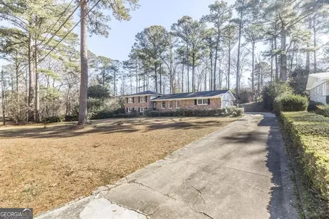 947 Hickory Ridge Dr, Macon, GA 31204