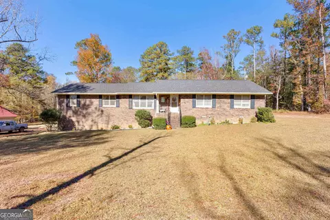 246 Rebel Dr, Macon, GA 31211