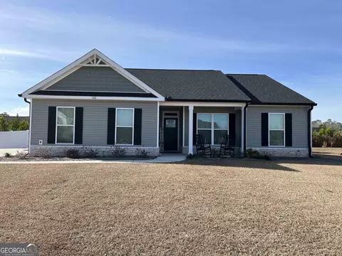 216 Archer Rd, Statesboro, GA 30461