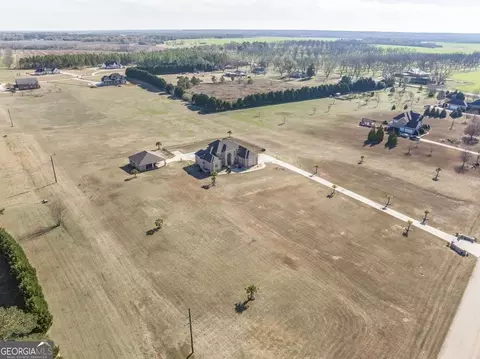 1004 Eagle Feather Trl, Perry, GA 31069 photo 4