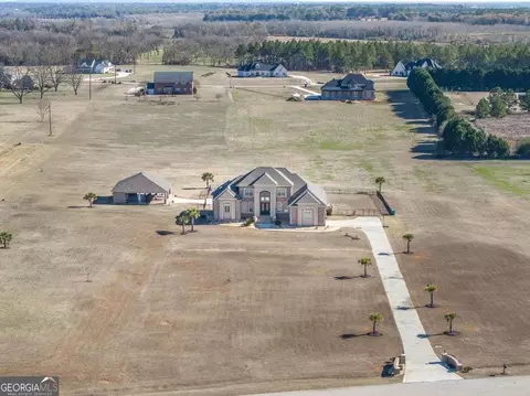 1004 Eagle Feather Trl, Perry, GA 31069 photo 3