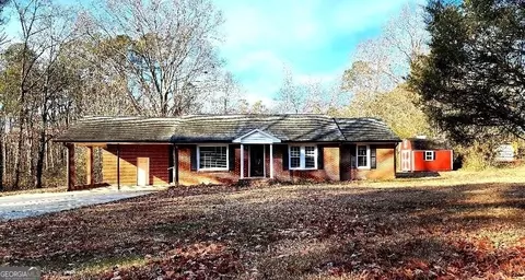 241 NW Woods Rd, Rome, GA 30165