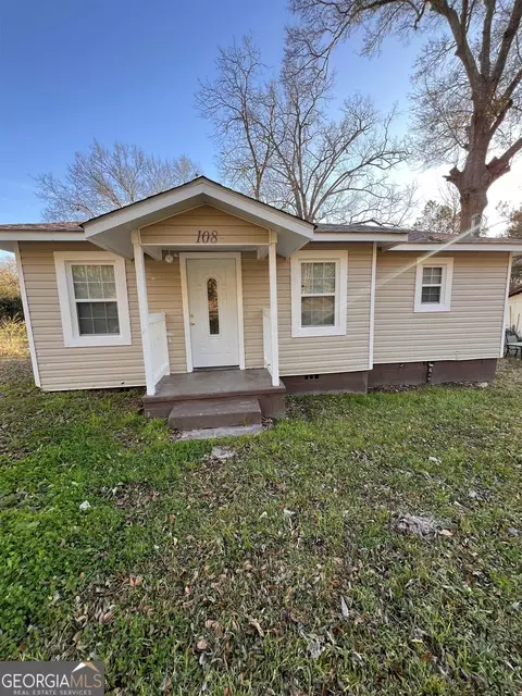108 Hardwick St, Milledgeville, GA 31061