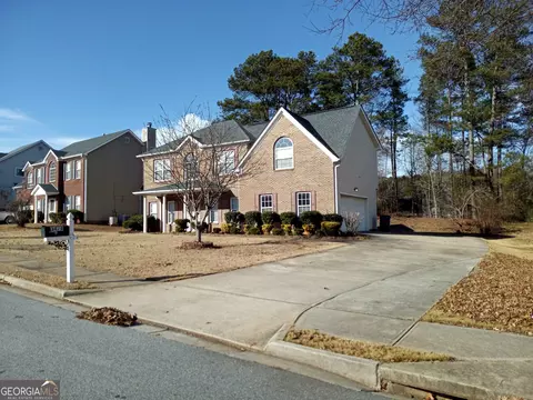 3476 Oakleigh Dr, Rex, GA 30273 photo 2