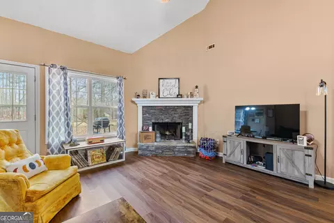 1150 Mccart Cir, Jackson, GA 30233 photo 9