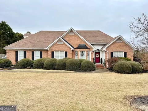 108 Ashley Dr, Mcdonough, GA 30252