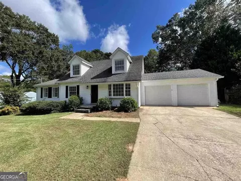 356 Redbud Dr, Barnesville, GA 30204