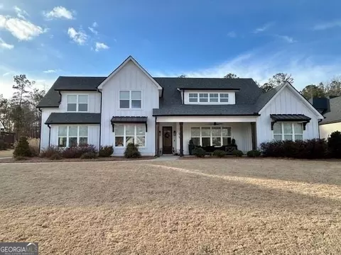 99 Waterview Cir, Newnan, GA 30263
