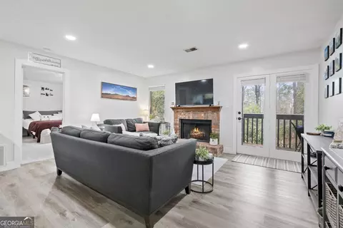 516 Tuxworth Cir #516, Decatur, GA 30033
