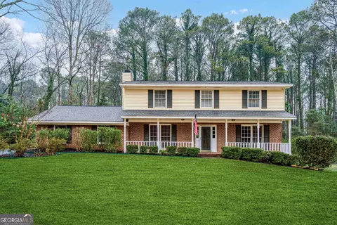 315 Shunn Way SW, Lilburn, GA 30047
