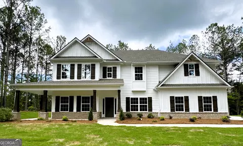 497 Coweta Heard Rd #B9, Hogansville, GA 30230