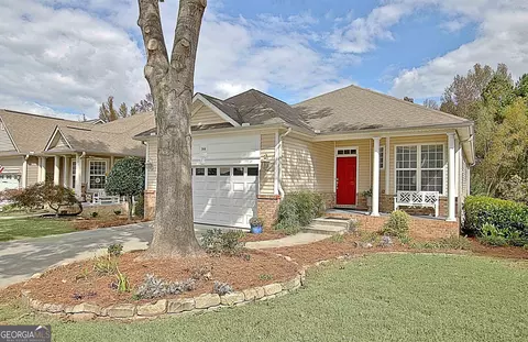 144 Scenic Hills Dr, Newnan, GA 30265