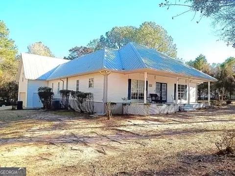 274 County 263, Headland, AL 36345
