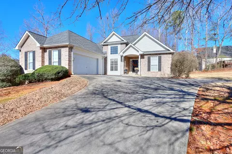 3143 SE Brians Creek Dr, Conyers, GA 30013