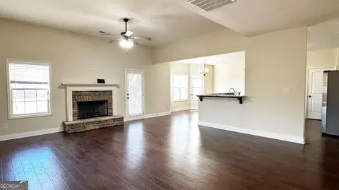 143 Hamilton Lake Dr, Lagrange, GA 30241 photo 7