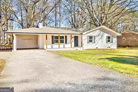 96 Poplar Rd, Newnan, GA 30263