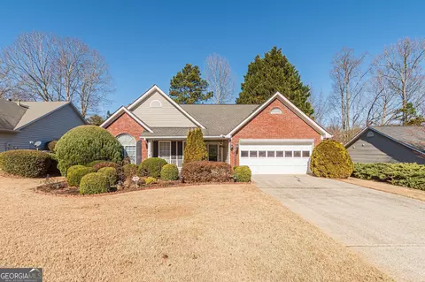 917 Ashley Crossing Ln, Lawrenceville, GA 30043