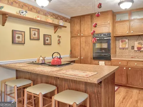 6965 Stephens Dr, Rex, GA 30273 photo 5