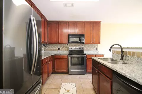 403 Timberwind Dr, Byron, GA 31008 photo 15
